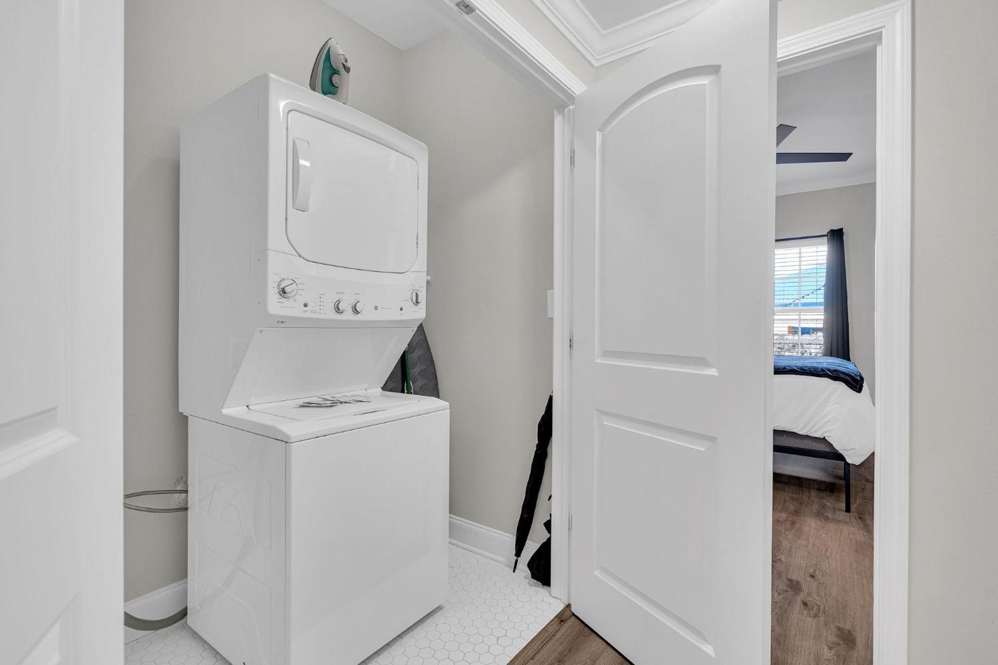 3br Midcity Gem Pet-friendly, Near Fq & Streetcar Holiday home New Orleans