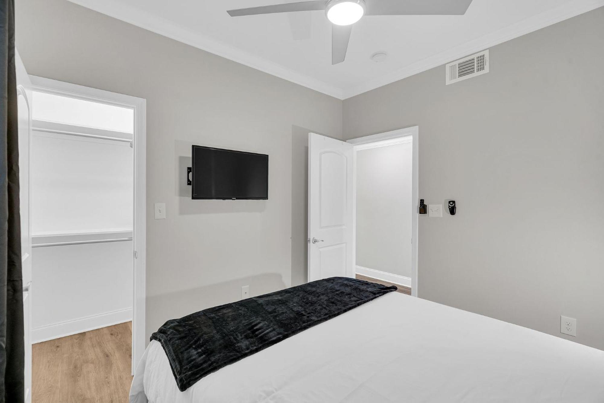 3br Midcity Gem Pet-friendly, Near Fq & Streetcar *